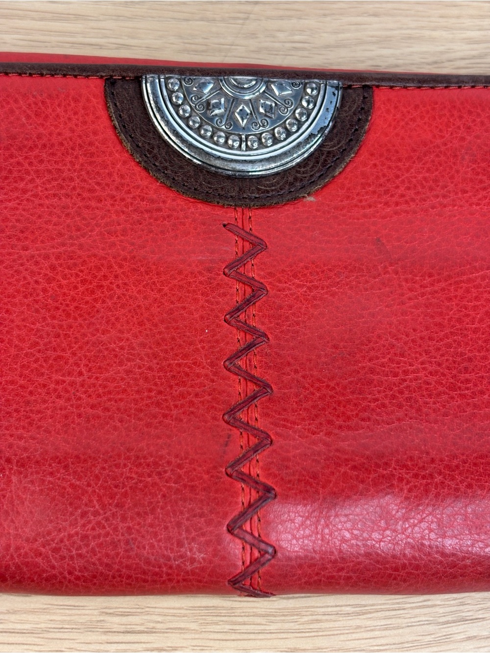 Brighton‎ Shiloh Africanz Red Leather Long Wallet. - Picture 2 of 15